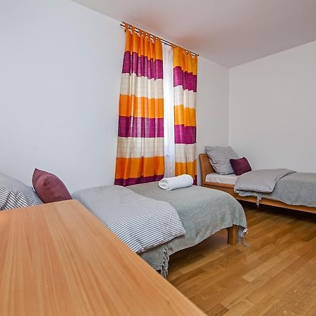 Apartment Campanile Ровінь Екстер'єр фото