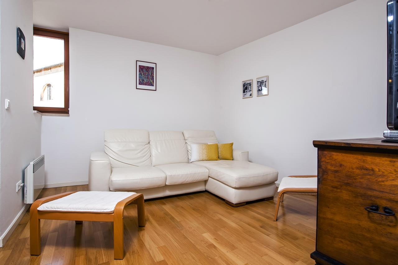 Apartment Campanile Ровінь Екстер'єр фото