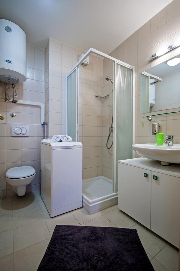 Apartment Campanile Ровінь Екстер'єр фото